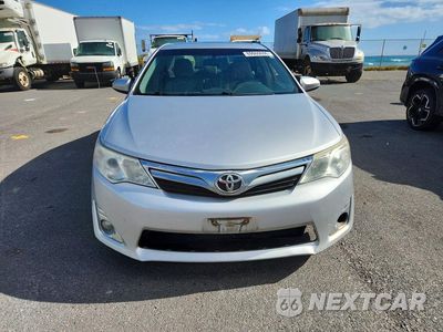 Piąte zdjęcie samochodu w środku: 2014 TOYOTA CAMRY SE V6 VIN:4T1BK1FK9EU025105 - miniatura