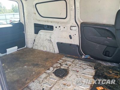 Zdjęcie 10 z 12 samochodu: 2015 RAM PROMASTER CITY SLT VIN:ZFBERFBTXF6957637 - miniatura