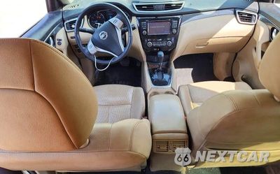 Zdjęcie 8 z 13 samochodu: 2016 NISSAN ROGUE SL VIN:KNMAT2MT6GP736809 - miniatura