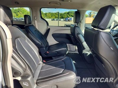 Zdjęcie 11 z 13 samochodu: 2024 CHRYSLER PACIFICA TOURING L VIN:2C4RC1BG0RR179870 - miniatura