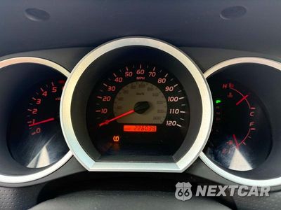 Zdjęcie 8 z 11 samochodu: 2006 TOYOTA TACOMA DOUBLE CAB LONG BED VIN:5TEMU52N76Z300123 - miniatura