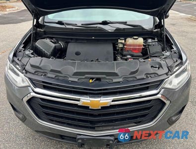 Zdjęcie 7 z 10 samochodu: 2018 CHEVROLET TRAVERSE LS VIN:1GNEVFKW2JJ166728 - miniatura