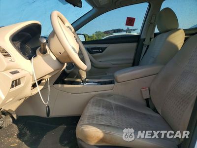 Zdjęcie 7 z 12 samochodu: 2016 NISSAN ALTIMA 2.5 S VIN:1N4AL3AP8GC258595 - miniatura