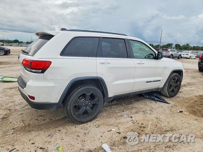 Trzecie zdjęcie samochodu z tyłu: 2019 JEEP GRAND CHEROKEE LAREDO VIN:1C4RJEAG4KC572770 - miniatura