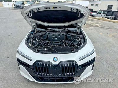 Piąte zdjęcie samochodu w środku: 2024 BMW 760 XI VIN:WBA33EJ0XRCP25744 - miniatura