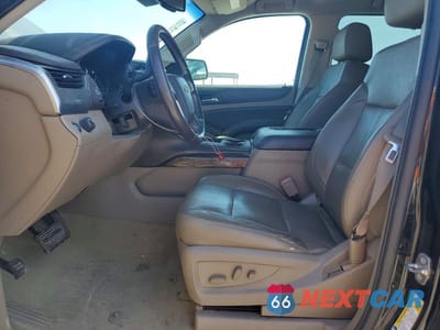 Zdjęcie 7 z 13 samochodu: 2015 CHEVROLET SUBURBAN C1500 LT VIN:1GNSCJKCXFR709768 - miniatura