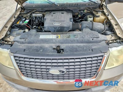 Zdjęcie 12 z 13 samochodu: 2003 FORD EXPEDITION XLT VIN:1FMRU15W23LA96890 - miniatura