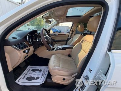 Piąte zdjęcie samochodu w środku: 2017 MERCEDES-BENZ GLS 450 4MATIC VIN:4JGDF6EE0HA798234 - miniatura