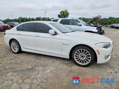 Czwarte zdjęcie samochodu z boku: 2013 BMW 535 I VIN:WBAFR7C50DC818264 - miniatura