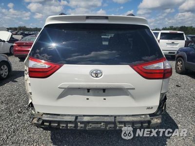 Zdjęcie 6 z 13 samochodu: 2016 TOYOTA SIENNA XLE 8-PASSENGER VIN:5TDYK3DC3GS724307 - miniatura