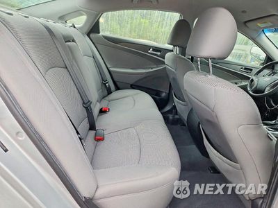 Zdjęcie 10 z 12 samochodu: 2013 HYUNDAI SONATA GLS VIN:5NPEB4AC2DH543116 - miniatura