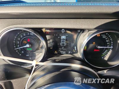 Zdjęcie 9 z 12 samochodu: 2023 JEEP WRANGLER RUBICON 4XE VIN:1C4JJXR68PW626257 - miniatura