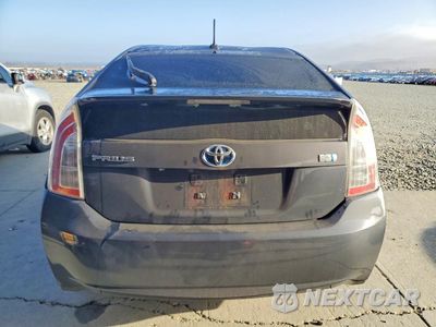 Zdjęcie 6 z 12 samochodu: 2012 TOYOTA PRIUS THREE VIN:JTDKN3DU7C5526710 - miniatura