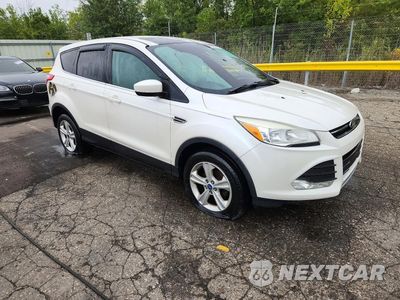 Czwarte zdjęcie samochodu z boku: 2013 FORD ESCAPE SE VIN:1FMCU0GX5DUB38406 - miniatura