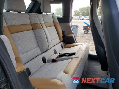 Zdjęcie 10 z 12 samochodu: 2017 BMW I3 REX VIN:WBY1Z8C30HV894898 - miniatura