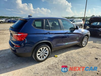 Trzecie zdjęcie samochodu z tyłu: 2017 BMW X3 SDRIVE28I VIN:5UXWZ7C33H0X39730 - miniatura