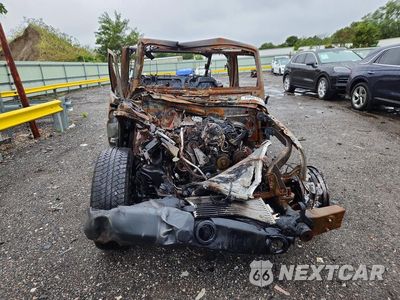Piąte zdjęcie samochodu w środku: 2016 JEEP WRANGLER UNLIMITED SAHARA VIN:1C4HJWEG7GL234248 - miniatura
