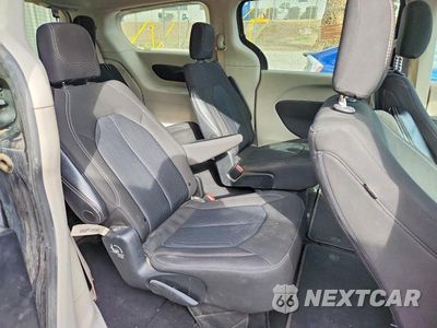 Zdjęcie 11 z 13 samochodu: 2022 CHRYSLER VOYAGER LX VIN:2C4RC1CG4NR105571 - miniatura