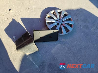 Zdjęcie 12 z 13 samochodu: 2013 TOYOTA COROLLA LE VIN:2T1BU4EE2DC051987 - miniatura