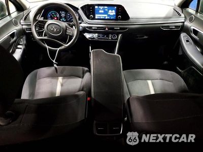 Zdjęcie 8 z 13 samochodu: 2021 HYUNDAI SONATA HYBRID BLUE VIN:KMHL24JJ3MA018395 - miniatura