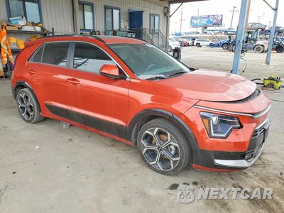 Czwarte zdjęcie samochodu z boku: 2023 KIA NIRO EX VIN:KNDCR3LE8P5066451 - miniatura