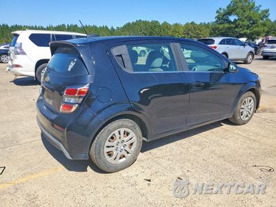 Trzecie zdjęcie samochodu z tyłu: 2020 CHEVROLET SONIC VIN:1G1JG6SB7L4119607 - miniatura