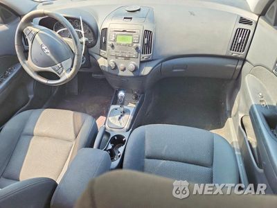 Zdjęcie 8 z 12 samochodu: 2010 HYUNDAI ELANTRA TOURING SE VIN:KMHDC8AE8AU060003 - miniatura