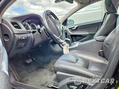 Zdjęcie 7 z 13 samochodu: 2013 VOLVO S60 T5 VIN:YV1612FH3D2229194 - miniatura
