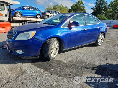 2013 BUICK VERANO 1SV 1G4PP5SK2D4195227 - główne zdjęcie licytacji z USA - miniatura