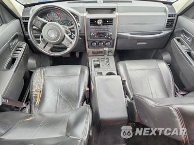 Zdjęcie 8 z 13 samochodu: 2012 JEEP LIBERTY SPORT VIN:1C4PJMAK2CW195958 - miniatura
