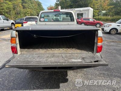 Zdjęcie 6 z 10 samochodu: 2001 TOYOTA TACOMA DELUXE VIN:5TEPM62NX12729929 - miniatura