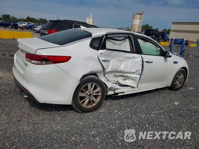 Trzecie zdjęcie samochodu z tyłu: 2018 KIA OPTIMA LX VIN:5XXGT4L30JG235372 - miniatura