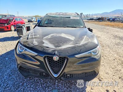 Piąte zdjęcie samochodu w środku: 2018 ALFA ROMEO STELVIO TI SPORT VIN:ZASFAKNN7J7B82450 - miniatura