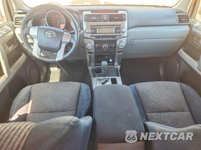 Zdjęcie 8 z 13 samochodu: 2011 TOYOTA 4RUNNER SR5 VIN:JTEZU5JR0B5018442 - miniatura
