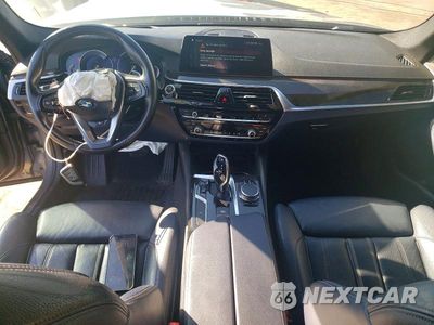 Zdjęcie 8 z 12 samochodu: 2017 BMW 530 XI VIN:WBAJA7C30HG905659 - miniatura