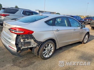 Trzecie zdjęcie samochodu z tyłu: 2019 FORD FUSION SE VIN:3FA6P0LUXKR119736 - miniatura