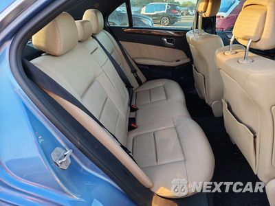 Zdjęcie 10 z 12 samochodu: 2010 MERCEDES-BENZ E 350 VIN:WDDHF5GB4AA058118 - miniatura