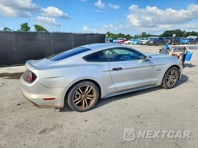 Trzecie zdjęcie samochodu z tyłu: 2017 FORD MUSTANG VIN:1FA6P8THXH5278222 - miniatura