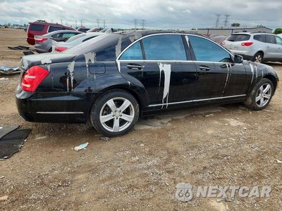 Trzecie zdjęcie samochodu z tyłu: 2010 MERCEDES-BENZ S 550 4MATIC VIN:WDDNG8GB1AA289544 - miniatura