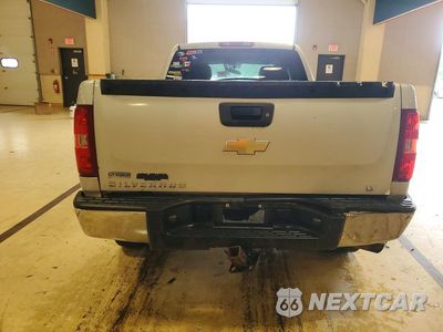 Zdjęcie 6 z 12 samochodu: 2011 CHEVROLET SILVERADO K1500 LT VIN:1GCRKSE33BZ278471 - miniatura
