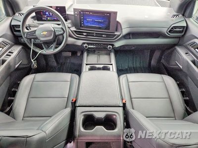 Zdjęcie 8 z 13 samochodu: 2024 CHEVROLET SILVERADO VIN:1GC10UED4RU205446 - miniatura