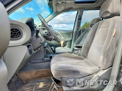 Zdjęcie 7 z 13 samochodu: 2004 HYUNDAI SANTA FE GLS VIN:KM8SC13D54U739170 - miniatura