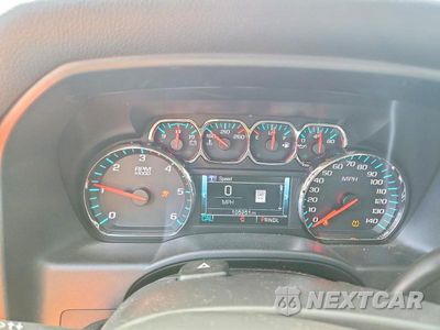 Zdjęcie 9 z 12 samochodu: 2018 CHEVROLET SILVERADO C1500 LT VIN:3GCPCREC5JG595454 - miniatura