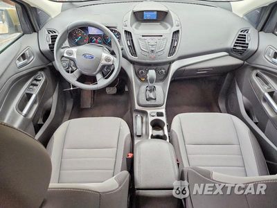 Zdjęcie 8 z 13 samochodu: 2015 FORD ESCAPE SE VIN:1FMCU0GX6FUC74837 - miniatura