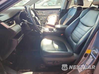 Zdjęcie 7 z 14 samochodu: 2020 TOYOTA RAV4 XLE PREMIUM VIN:2T3A1RFV5LC068000 - miniatura