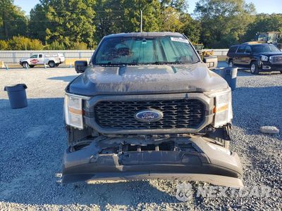Piąte zdjęcie samochodu w środku: 2021 FORD F150 SUPERCREW VIN:1FTEW1CP5MFA53816 - miniatura