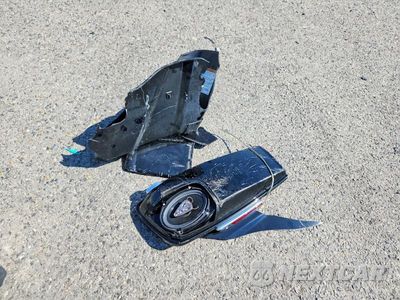 Zdjęcie 9 z 10 samochodu: 2018 HARLEY-DAVIDSON FLHR ROAD KING VIN:1HD1FBC10JB666606 - miniatura