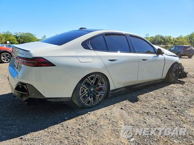 Trzecie zdjęcie samochodu z tyłu: 2027 BMW 550 XE VIN:WBA13FK04VCY10486 - miniatura
