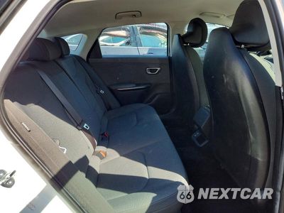 Zdjęcie 10 z 13 samochodu: 2025 KIA K4 LXS VIN:3KPFT4DE5SE080789 - miniatura