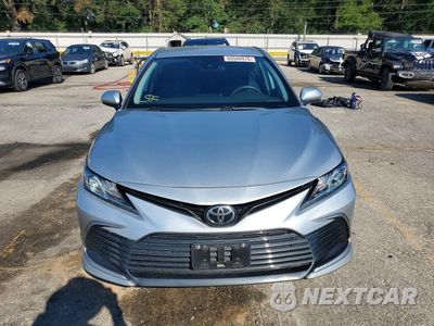 Piąte zdjęcie samochodu w środku: 2021 TOYOTA CAMRY LE VIN:4T1C11AK9MU449655 - miniatura